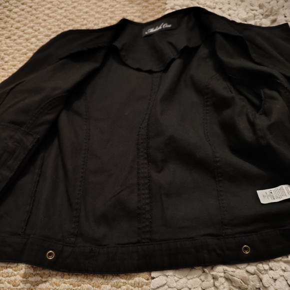 Jacket - Picture 3 of 7